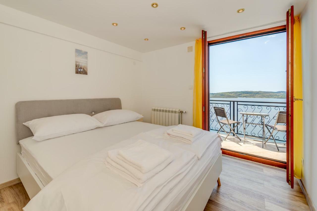 Villa Boris Trogir Eksteriør bilde